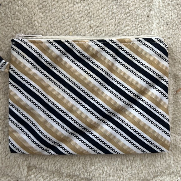 NWT Merona Large Black Woven Straw Beach Bag Tote - Picture 3 of 7